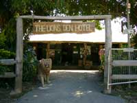 lions den hotel in north queensland near cooktown