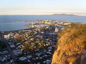 view from townsville to magnetic island